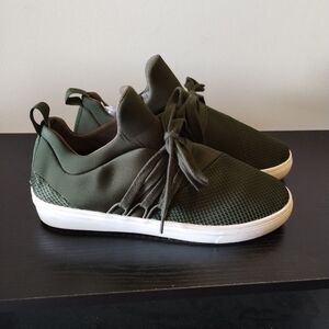 Steve Madden Lancer Olive Green Women's Sneakers Size 10